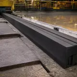Barrera de grafito tipo fender para horno de vidrio flotado